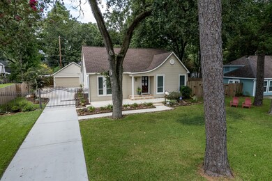 826 W 43rd St, Houston, TX 77018 - photo 3