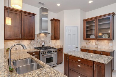 22_4328Chastain3539_mls