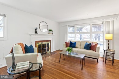 121 Rolling Rd, Gaithersburg, MD 20877 - photo 2