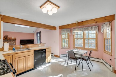 67 Bennett St, Hudson, MA 01749 - photo 3