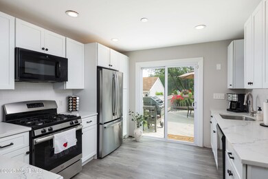 87 Avenue of Two Rivers unit 1, Rumson, NJ 07760 - photo 3