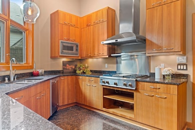 7513 W Tuckaway Pines Cir unit 24, Franklin, WI 53132 - photo 7