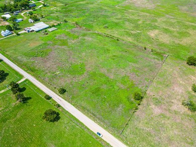 3084 SW County Road 0010, Corsicana, TX 75110 - photo 2