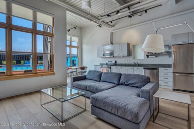 04_231_Robinson_Street_308004_mls