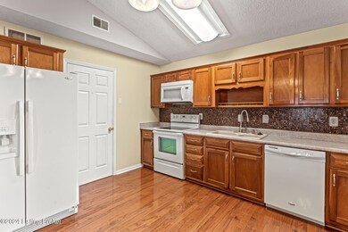 179 Flintstone Ct (8 of 28)