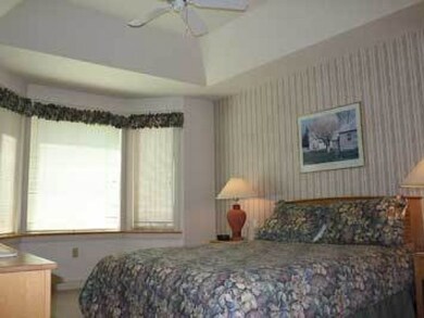 82 Day Break Dr unit J103, Ludlow, VT 05149 - photo 7