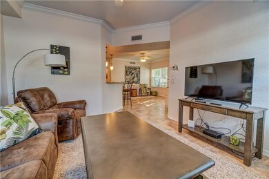 300 Gardens Edge Dr unit 313, Venice, FL 34285 - photo 5