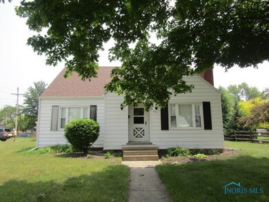 221 Pine Rd, Woodville, OH 43469 - photo 2
