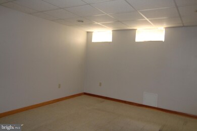 1102 Laurens St, Baltimore, MD 21217 - photo 6