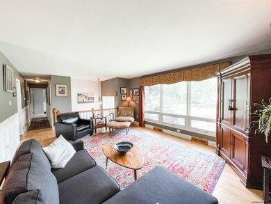 9 Wildwood Dr, Albany, NY 12211 - photo 6