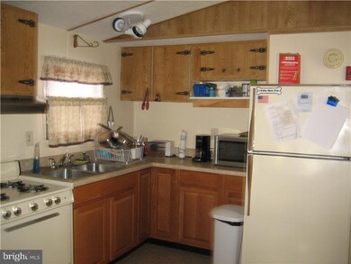 470 Sycamore Ave, Sicklerville, NJ 08081 - photo 7