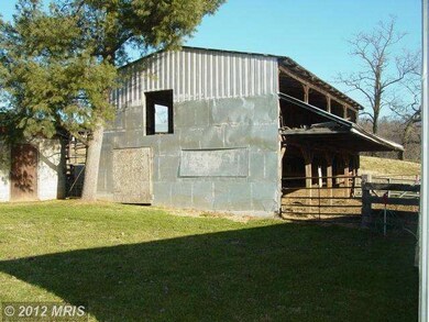 845 Turkey Knob Rd, Quicksburg, VA 22847 - photo 6