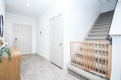 210 Dusty Bridle Ln, Rosharon, TX 77583 - photo 4