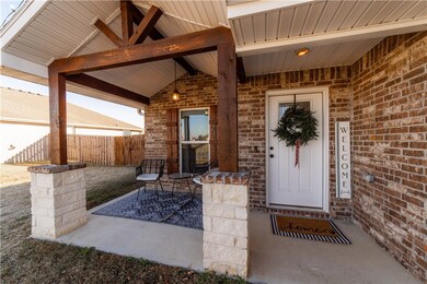 204 Oak Ave, Gentry, AR 72734 - photo 4