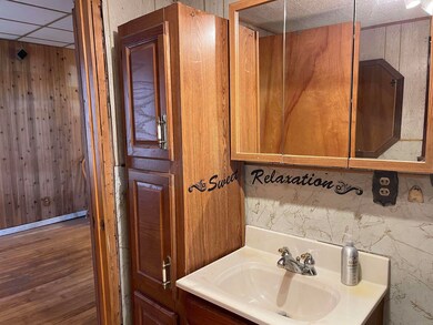 932 W High St, Portland, IN 47371 - photo 4