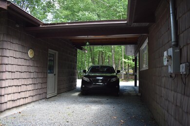 803 Chestnut Ct, Hawley, PA 18428 - photo 6