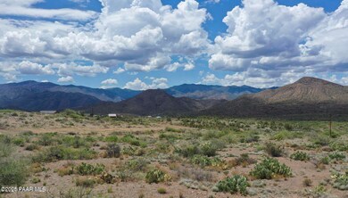 17600 S Dripping Springs Rd, Mayer, AZ 86333 - photo 4