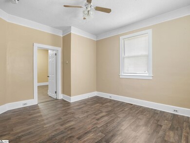 8173 9th St, Boiling Springs, SC 29316 - photo 6