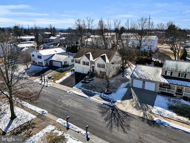 7 Fortuna Ln, Enola, PA 17025 - photo 3