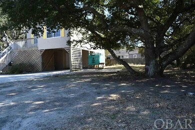 521 W Wilkinson St, Kill Devil Hills, NC 27948 - photo 2