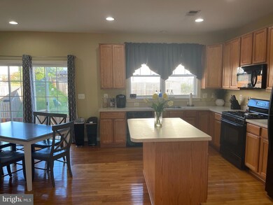 8187 Cobble Pond Way, Manassas, VA 20111 - photo 3