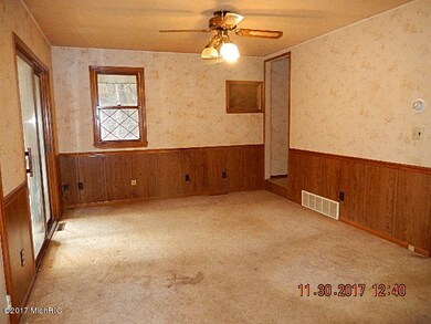 2543 82nd Livingrm