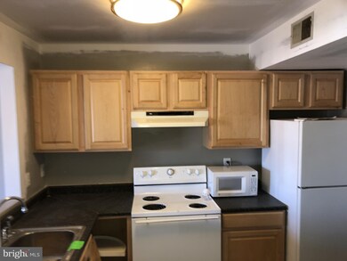 1206 W Lafayette Ave unit 12, Baltimore, MD 21217 - photo 7