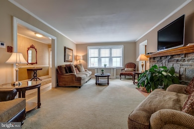 7113 Hilltop Rd, Upper Darby, PA 19082 - photo 7