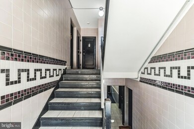 4225 N Henderson Rd unit 103, Arlington, VA 22203 - photo 4