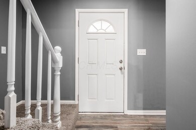 6283 Skywae Dr, Columbus, OH 43229 - photo 4