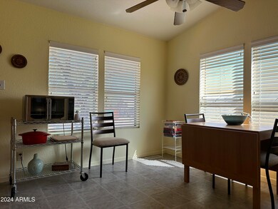 Dining Breakfast Rm (1)