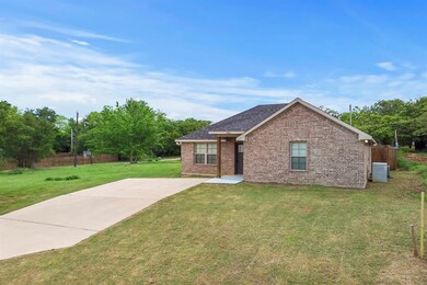 906 W Johnson St, Denison, TX 75020 - photo 3