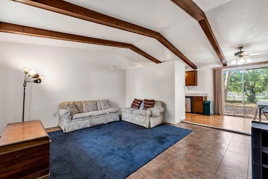 14-web-or-mls-2615CarbondalePlace_Hommat