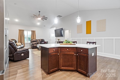 536 Amanda Faith Ln, Mount Holly, NC 28120 - photo 6