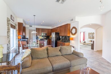 family room 4