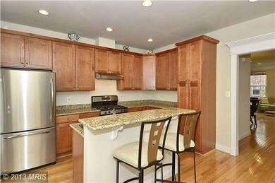 11805 Regents Park Dr, Germantown, MD 20876 - photo 7