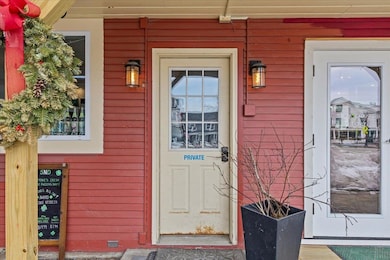 112 Main St unit 7, Stowe, VT 05672 - photo 3