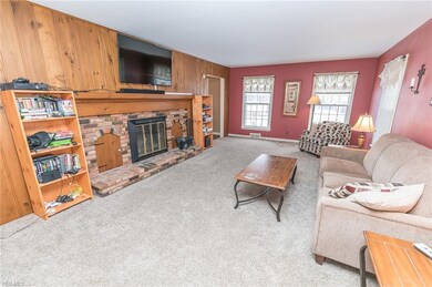 25327 Holton Rd, Olmsted Falls, OH 44138 - photo 6