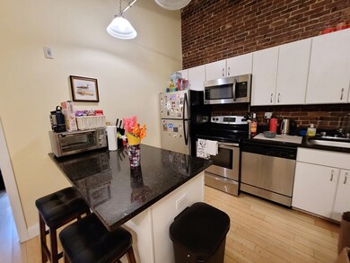 37 Temple Place unit 202, Boston, MA 02111 - photo 4