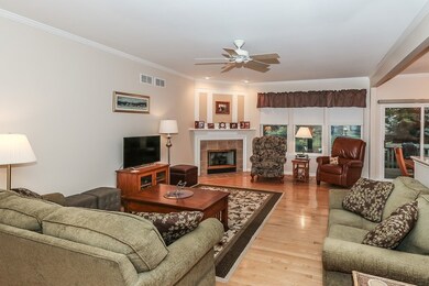 4231 Whitehall Ln, Algonquin, IL 60102 - photo 6