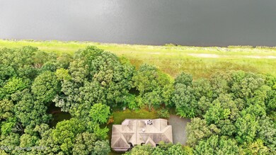 807 Elm Ln, Lords Valley, PA 18428 - photo 5