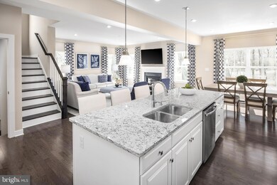 1576 Shannon Dr S, Greencastle, PA 17225 - photo 5