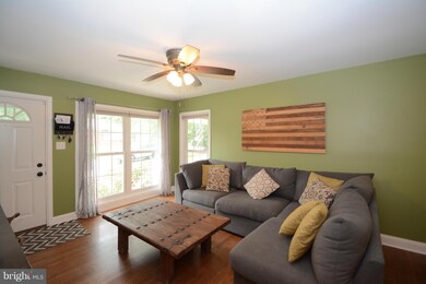 13107 Dumbarton Dr, Rockville, MD 20853 - photo 4