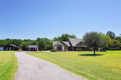 244 W Fox Creek Ln, Whitesboro, TX 76273 - photo 2