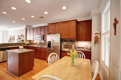 2338 Daniel Island Dr_Kitchen 4