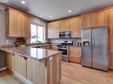 652 June Dr, Molalla, OR 97038 - photo 6