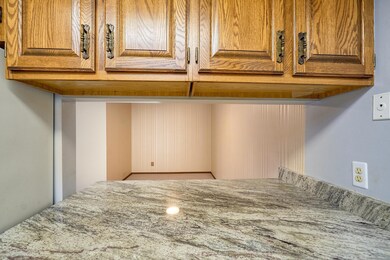 35 Nathan Ln N unit 220, Plymouth, MN 55441 - photo 5