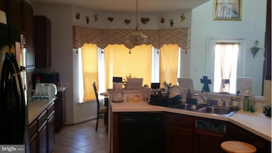 12404 Rochino Ct, Glenn Dale, MD 20769 - photo 3