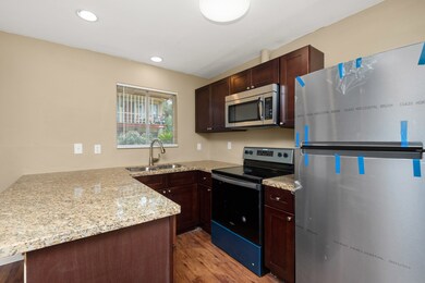 4411 N Shepherd Dr unit 12B, Houston, TX 77018 - photo 5