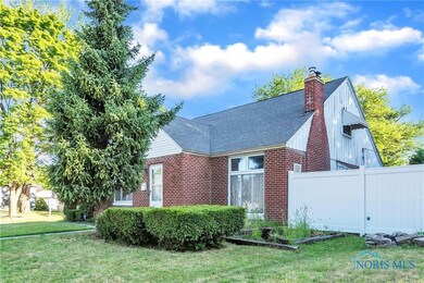 2124 Berdan Ave, Toledo, OH 43613 - photo 4